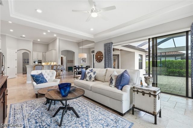 9915 Corso Bello DR, Naples, FL 34113
