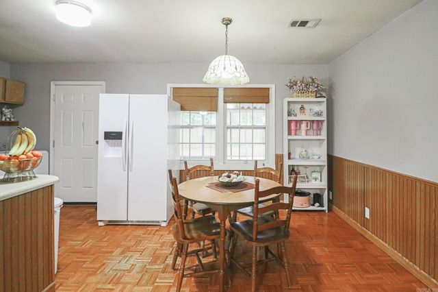 901 Wesley Court, Jonesboro, AR 72401
