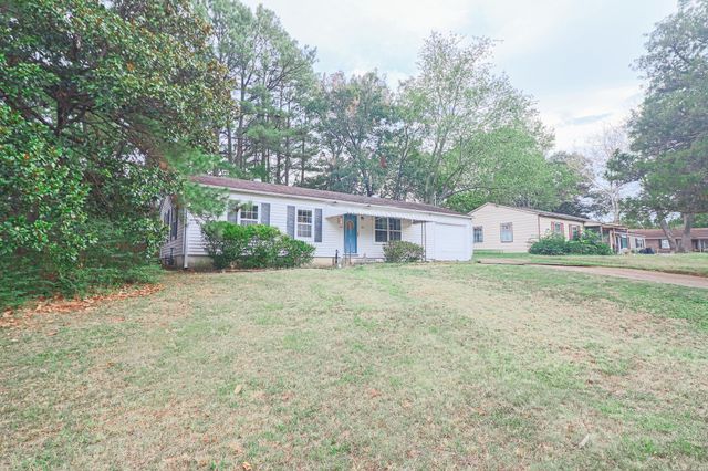 901 Wesley Court, Jonesboro, AR 72401