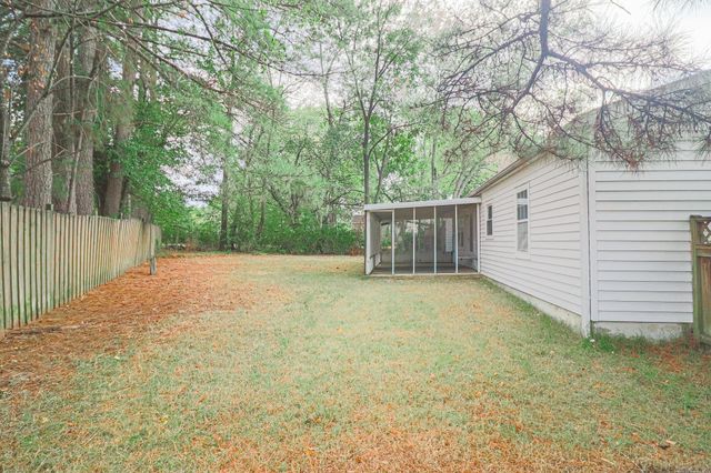 901 Wesley Court, Jonesboro, AR 72401