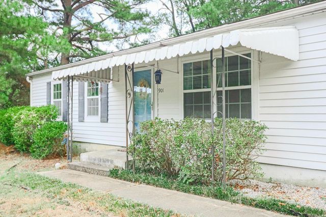 901 Wesley Court, Jonesboro, AR 72401