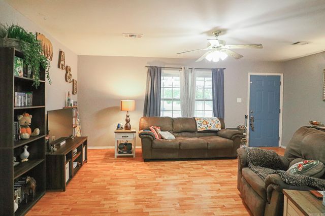 901 Wesley Court, Jonesboro, AR 72401