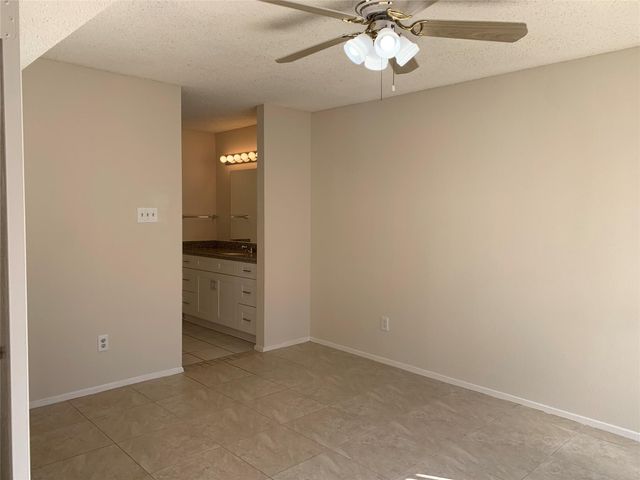 2710 Grants Lake Boulevard P3, Sugar Land, TX 77479