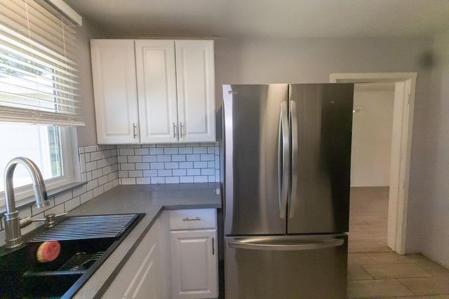 711 Vinewood Ave, Roseville, CA 95678