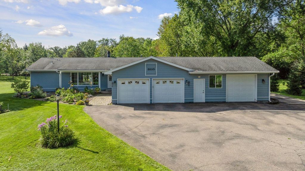 3310 Red Fox Drive, Medina, MN 55340