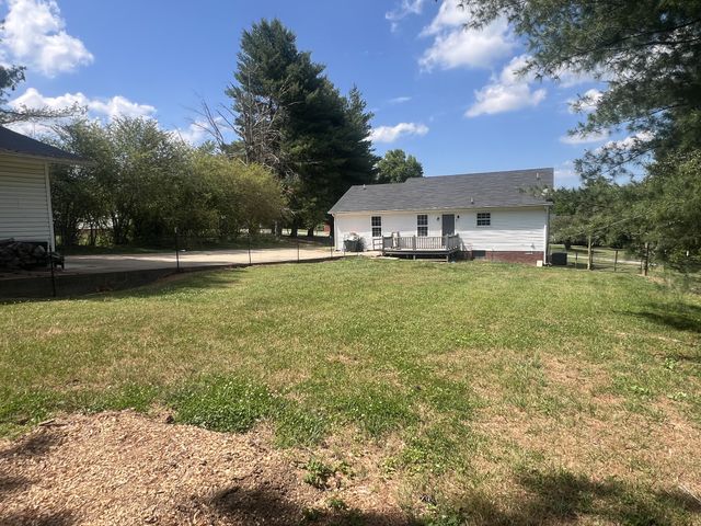 149 Hawthorne Rd, Pulaski, TN 38478