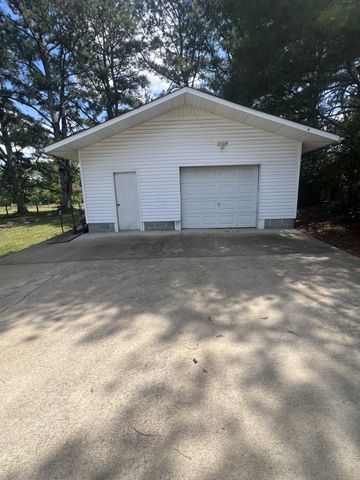 149 Hawthorne Rd, Pulaski, TN 38478
