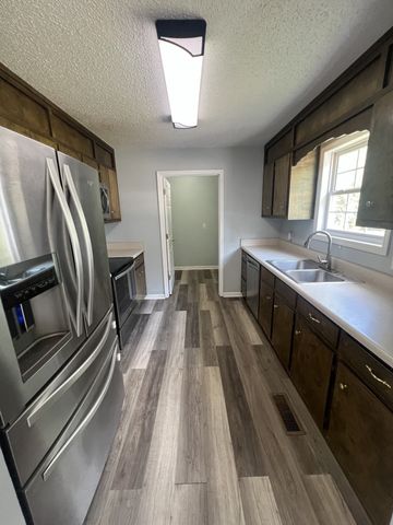 149 Hawthorne Rd, Pulaski, TN 38478