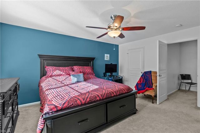 1406 Otterbourne CT, Chesapeake, VA 23320