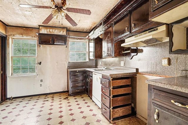 2221 SW 54th Street, Oklahoma City, OK 73119