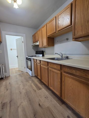 53 W 9th Street, Winona, MN 55987