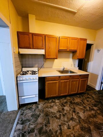 53 W 9th Street, Winona, MN 55987