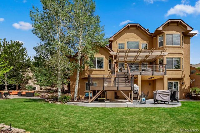 9952 Oak Knoll Terrace, Colorado Springs, CO 80920