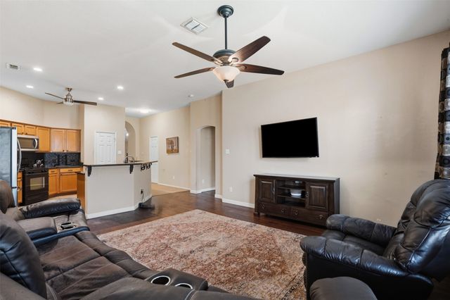 5708 Calf Creek Drive, Fort Worth, TX 76179