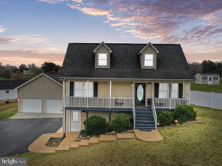 317 LOCUSTDALE LOOP, Shenandoah, VA 22849