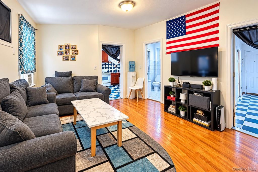 12903 97th avenue, Richmond Hill, NY 11419 — photo 3
