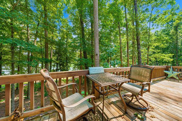 415 Kenwood Drive, Westminster, SC 29693