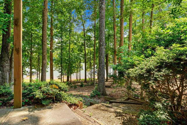 415 Kenwood Drive, Westminster, SC 29693