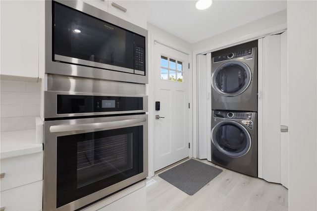 12 Kenmore Way, Lincoln, RI 02908