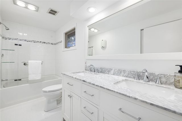 12 Kenmore Way, Lincoln, RI 02908