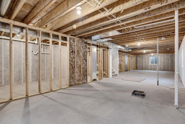 935 Crockett DRIVE, Holmen, WI 54636