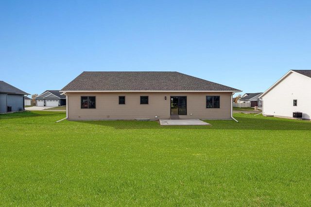 935 Crockett DRIVE, Holmen, WI 54636