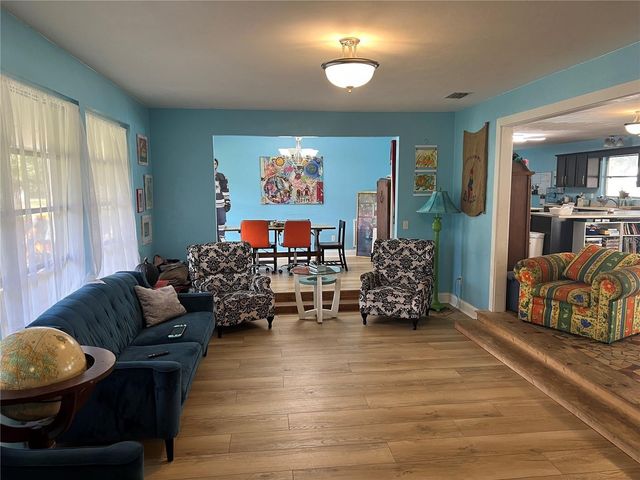 25446 SW 5 AVENUE, Newberry, FL 32669