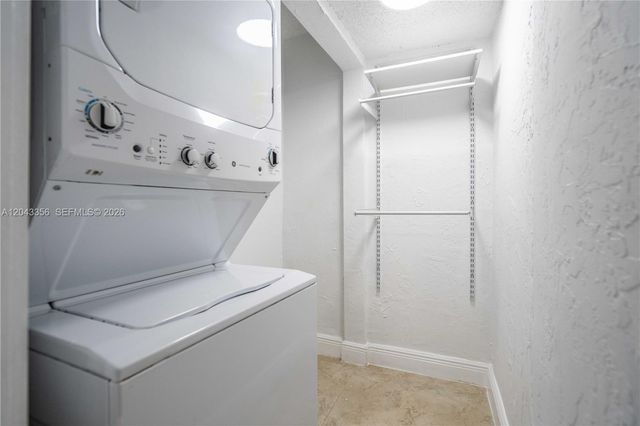 3265 Virginia St 11, Miami, FL 33133