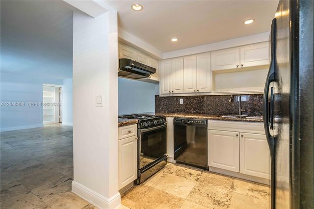 3265 Virginia St 11, Miami, FL 33133