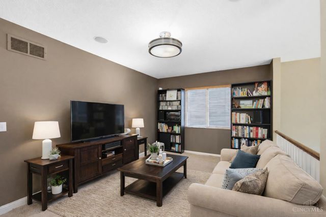 946 Hampton Court, Lebanon, OH 45036