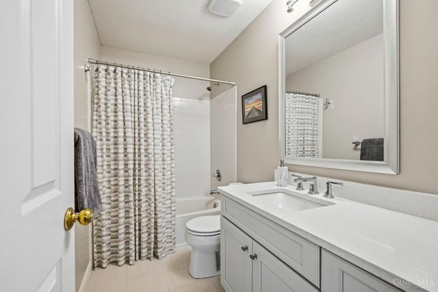 946 Hampton Court, Lebanon, OH 45036