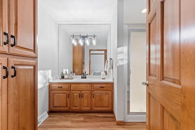 2446 REGINALD, De Pere, WI 54115