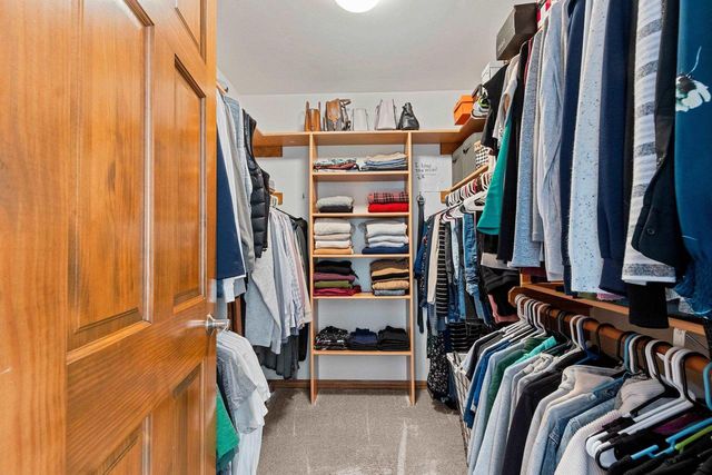 2446 REGINALD, De Pere, WI 54115