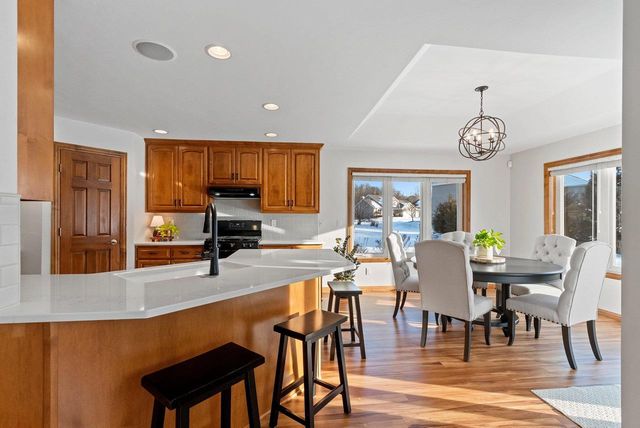 2446 REGINALD, De Pere, WI 54115