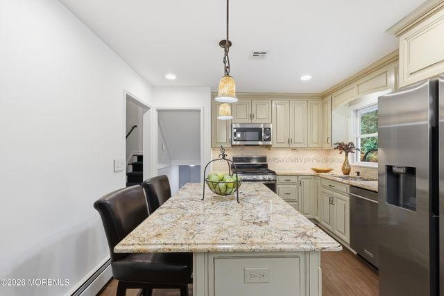 43 Maida Terrace, Red Bank, NJ 07701