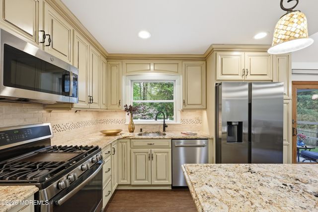 43 Maida Terrace, Red Bank, NJ 07701