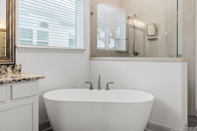 221 Vamanos, Boerne, TX 78006