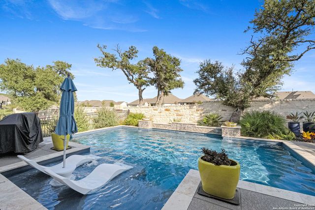 221 Vamanos, Boerne, TX 78006