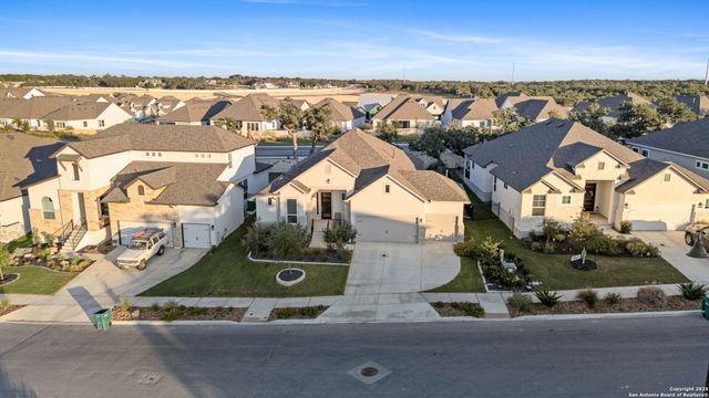 221 Vamanos, Boerne, TX 78006