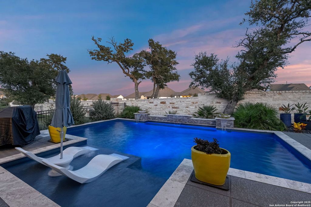 221 Vamanos, Boerne, TX 78006