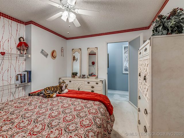 1201 Dogwood Court, Bartlesville, OK 74006