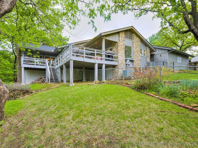 1201 Dogwood Court, Bartlesville, OK 74006