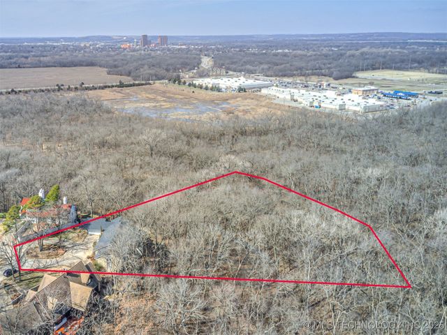 1201 Dogwood Court, Bartlesville, OK 74006