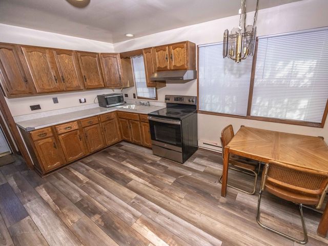 301 Oscar Avenue, Joliet, IL 60433