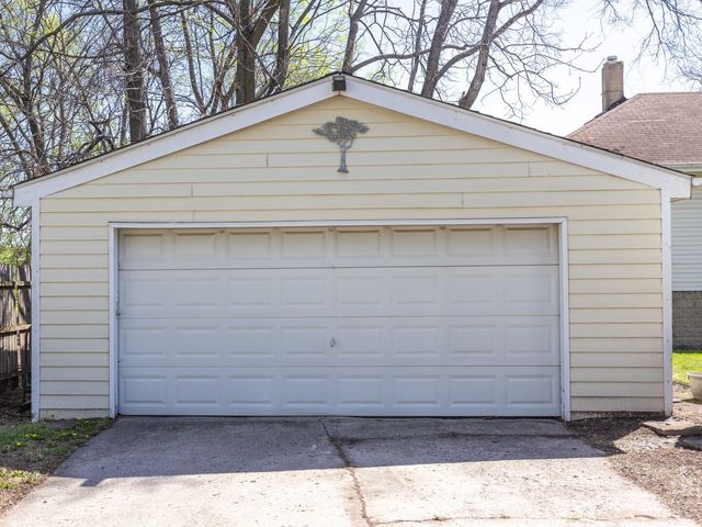 301 Oscar Avenue, Joliet, IL 60433