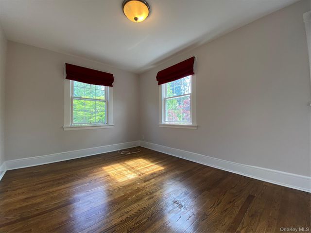 27 Grand Boulevard A, Scarsdale, NY 10583