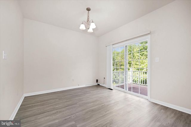 26 MUNRO RD, Newark, DE 19711