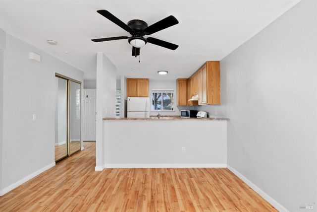 7651 Camino Colegio, Rohnert Park, CA 94928