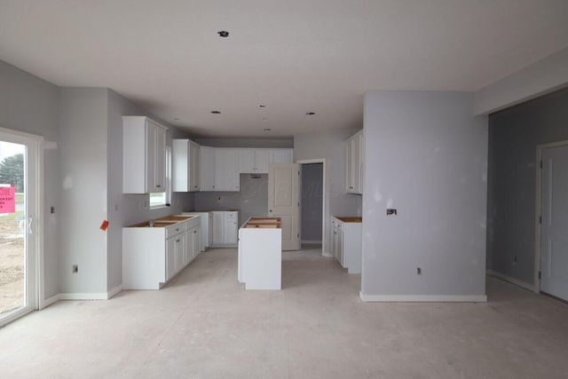 2714 Charlotte Way, Delaware, OH 43015