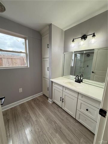 418 E Jones Avenue, Pharr, TX 78577